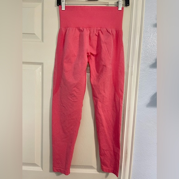 NWOT NVGTN Hot Pink Contour Seamless Leggings - Picture 4 of 9